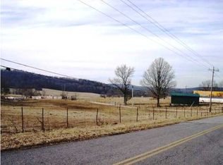 2 Brockdell Rd, Pikeville, TN 37367