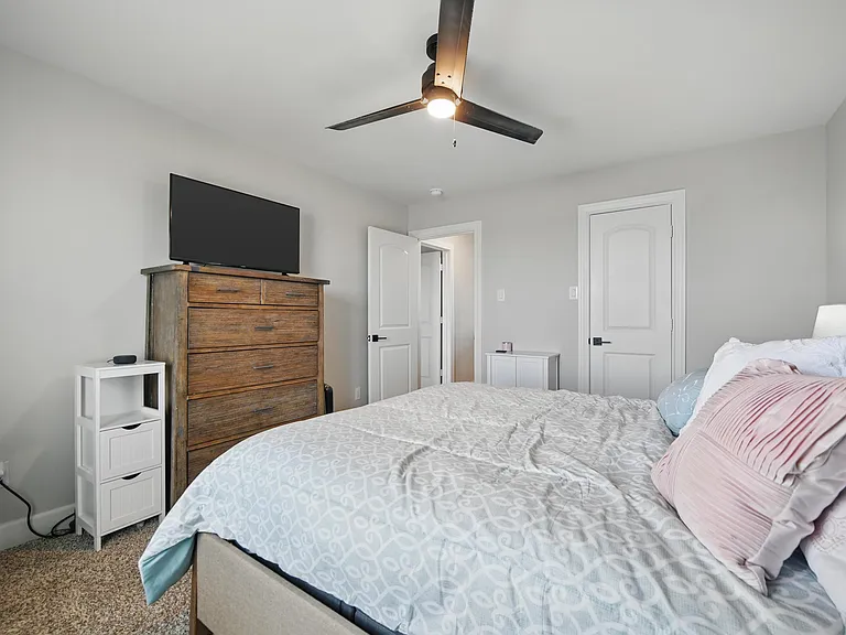 11041 Bass Creek Trl — Photo 18
