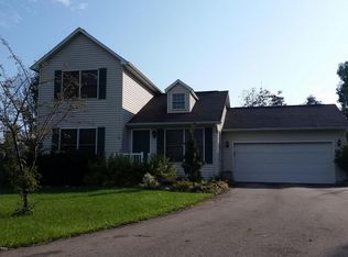 2030 Grovenburg Rd, Lansing, MI 48911