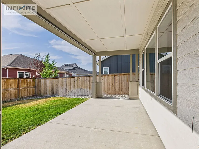 1611 Wyatt Earp Ct — Photo 29