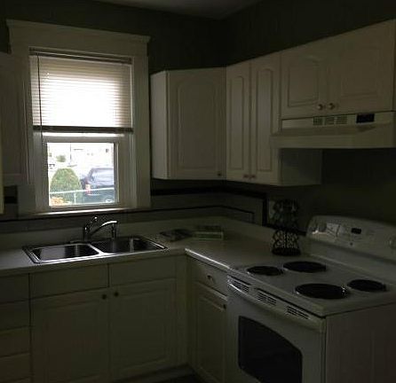 4th image of 1420 Park Ave