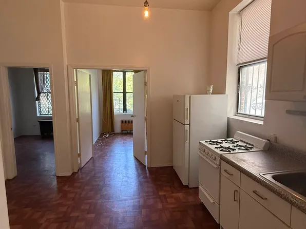 185 Havemeyer Street image 1 of 8