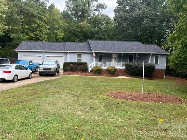 911 Freedom Mill Rd, Gastonia, NC 28052