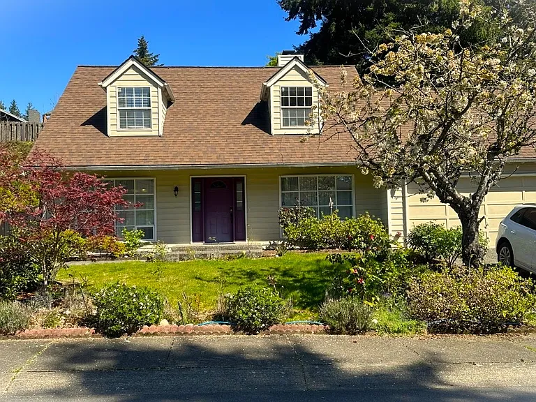 612 151st Pl NE — Photo 1