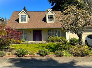 612 151st Pl NE, Bellevue, WA 98007