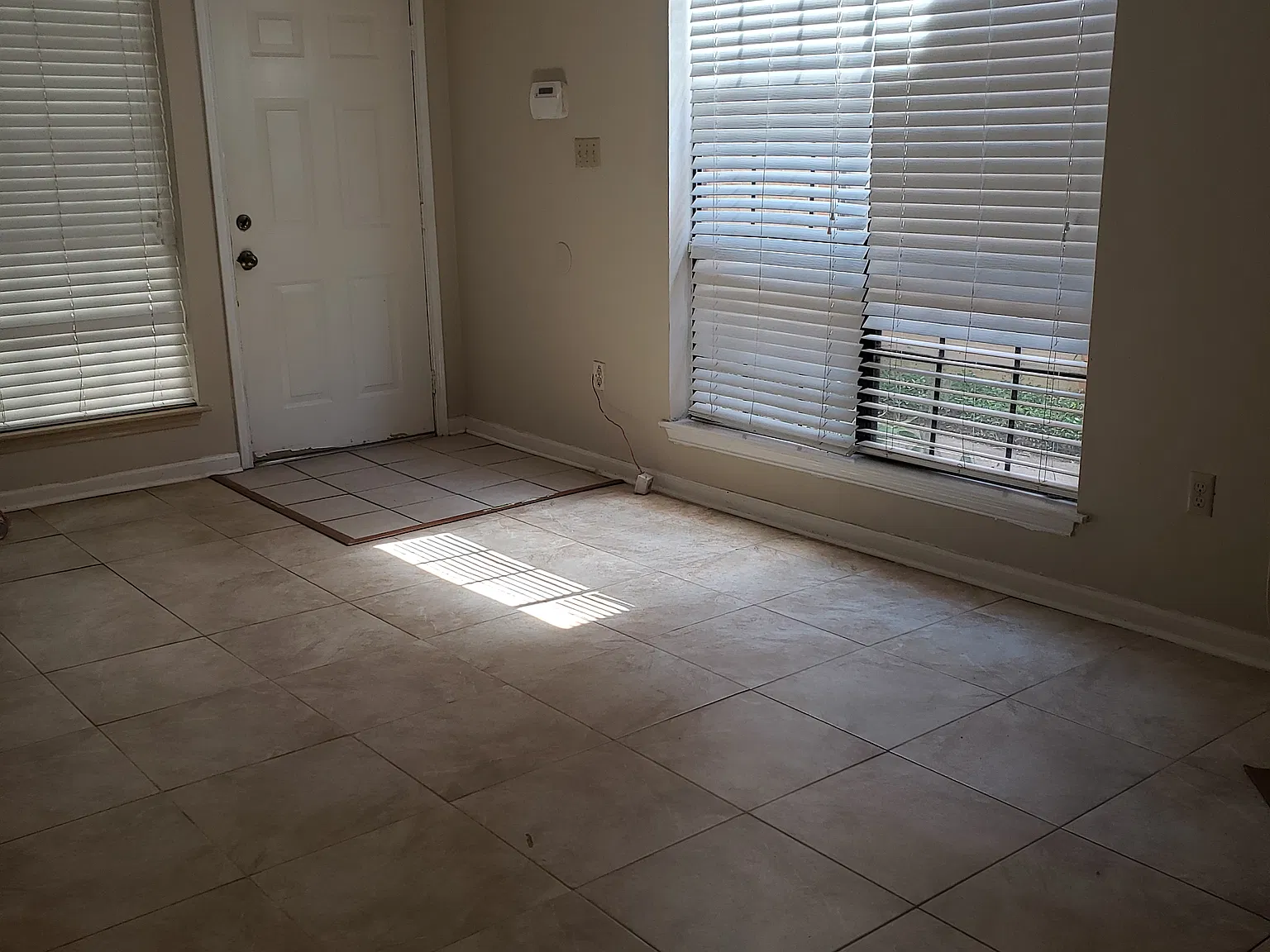 244 Bracewell Dr — Photo 4