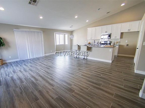 5th image of 4020 Forest Knoll Ln
