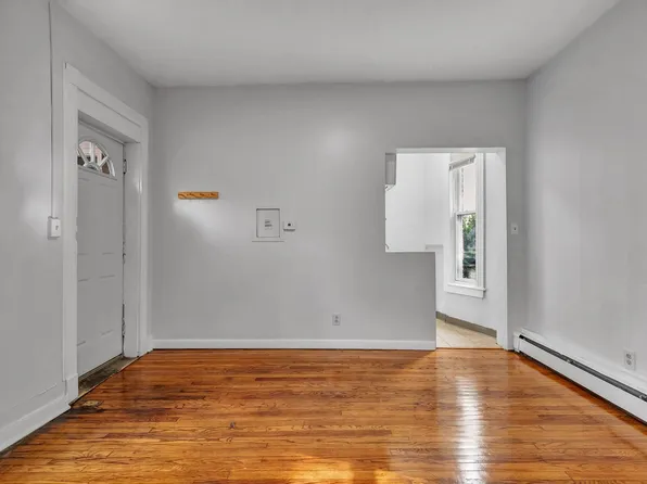 350 Elm Street, 350 Elm St APT 10, New Haven, CT 06511