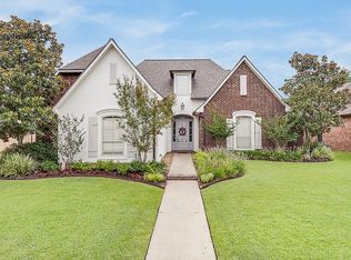 104 Abaco Ln, Lafayette, LA 70508