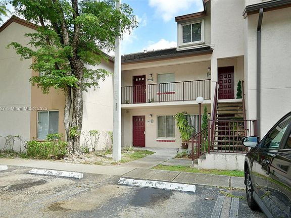 3rd image of 13937 SW 93rd Ln #13937
