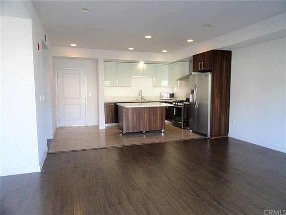 3rd image of 1968 N Lake Ave #303