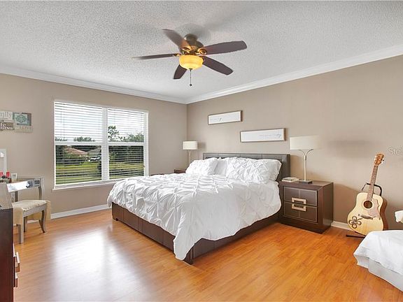 4th image of 629 Crane Dr