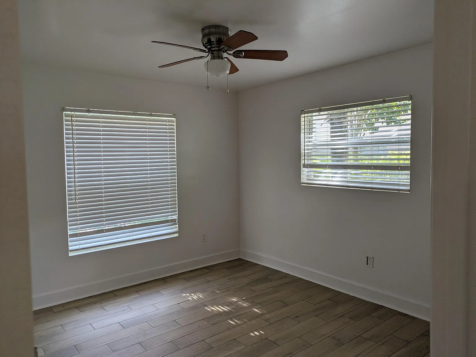 3 bed, 2.0 bath, 1153 sqft, $2,700 — Photo 4