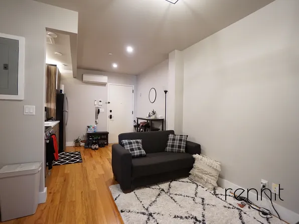 519 Herkimer Street image 8 of 13