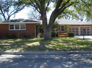 417 W Avenue D, San Angelo, TX 76903