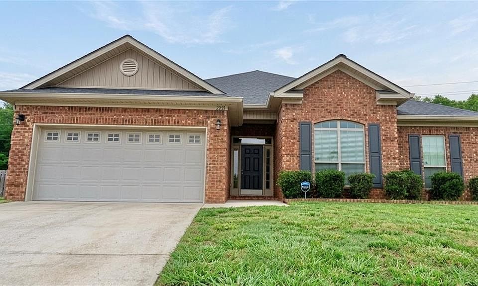 1st image of 2251 Sable Ridge Dr W
