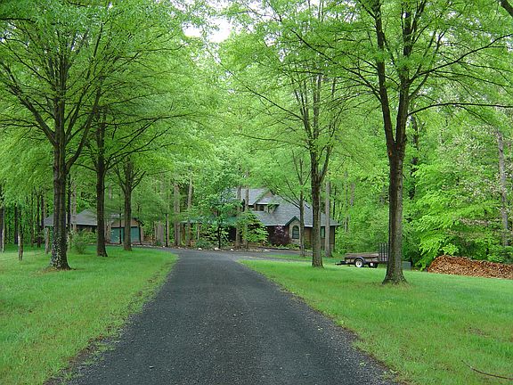 3rd image of 2176 Sugartree Church Road