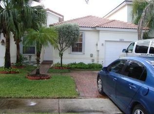 18704 SW 28th Ct, Hollywood, FL 33029