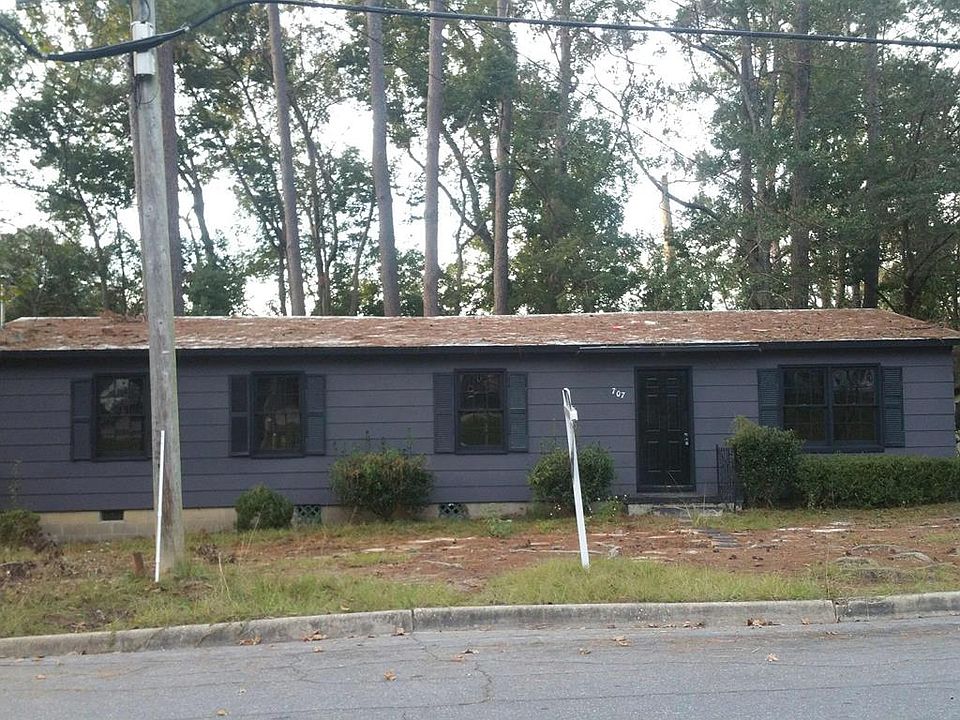 1st image of 707 E Monroe St