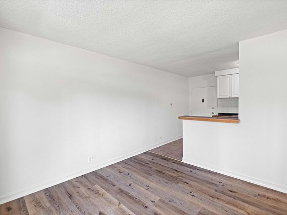 5th image of 6871 Franklin Ave APT 205
