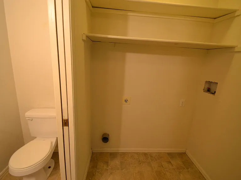 7228 Waterman Way — Photo 6