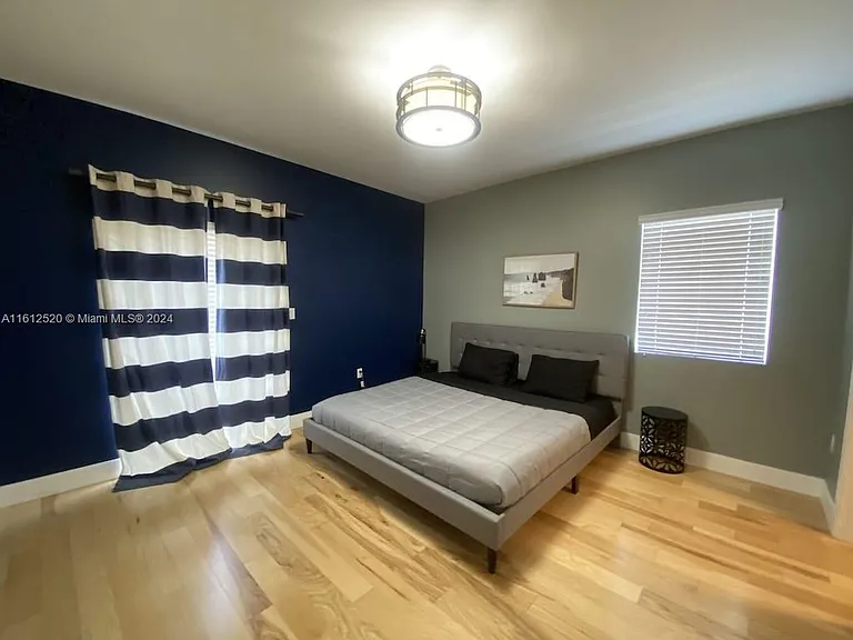 3445 SW 14th St #3445 — Photo 26
