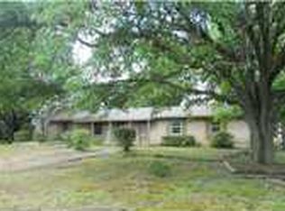 1002 Centerwood Dr, Mobile, AL 36608