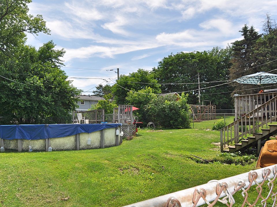 2nd image of 1410 Clayton Marsh Dr