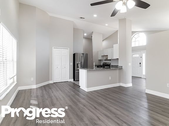 5th image of 2408 Violet Ct
