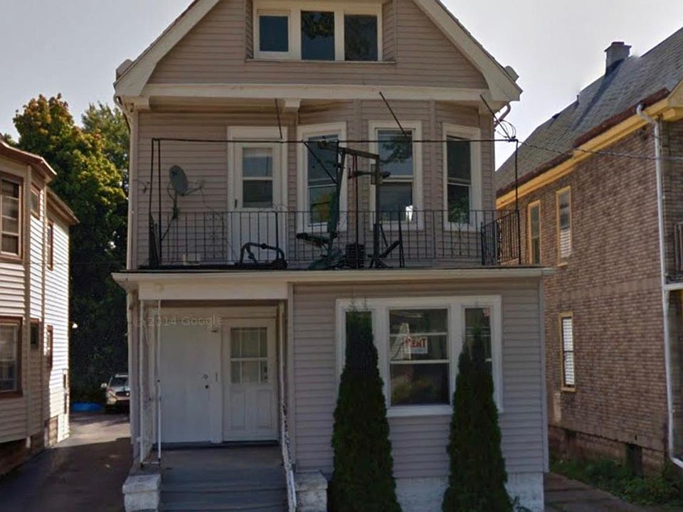 1st image of 415 Cambridge Ave