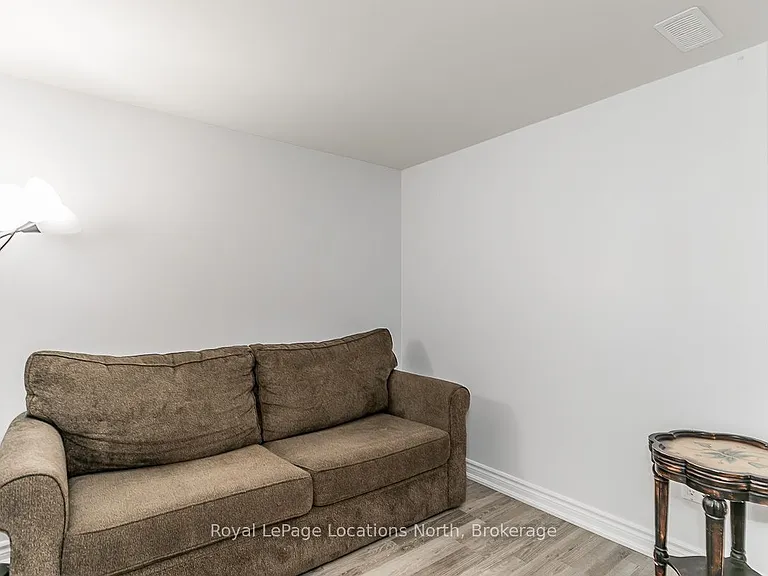 4 Anchorage Cres #205 — Photo 5