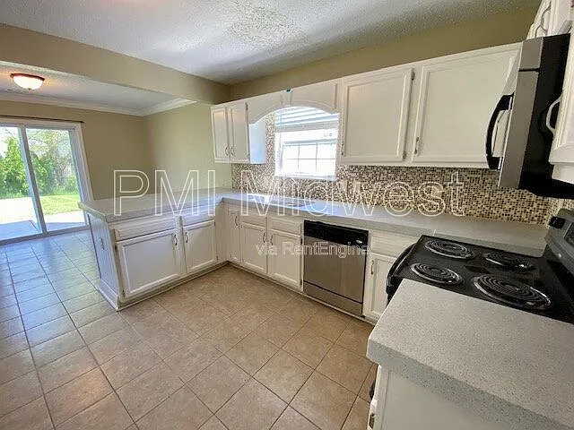 15456 Wandering Way — Photo 9