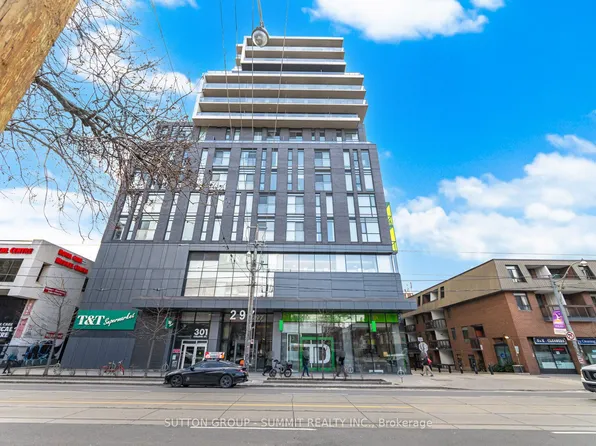 297 College St #506, Toronto, ON M5T 0C2