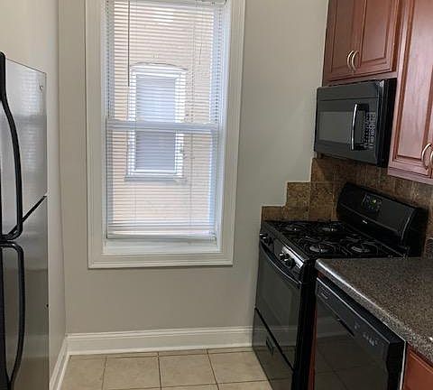 2nd image of 943 Pavonia Ave #21-B
