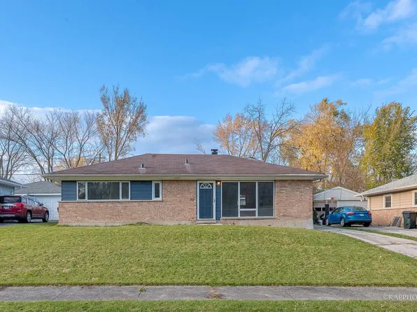 190 Monee Rd, Park Forest, IL 60466