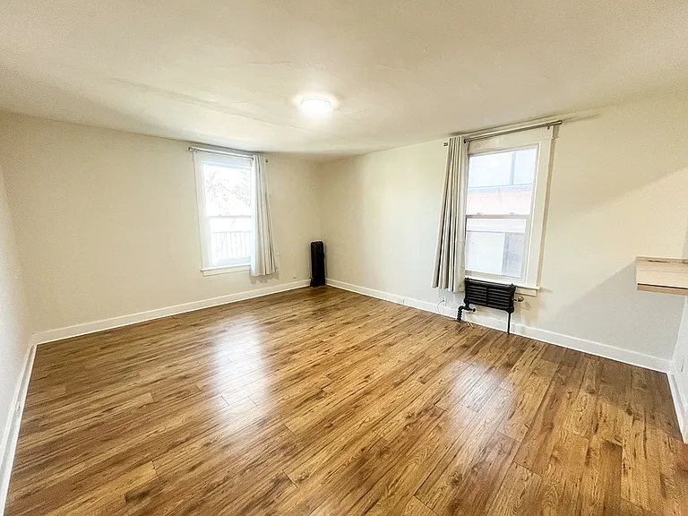 1722 5a St SW — Photo 6