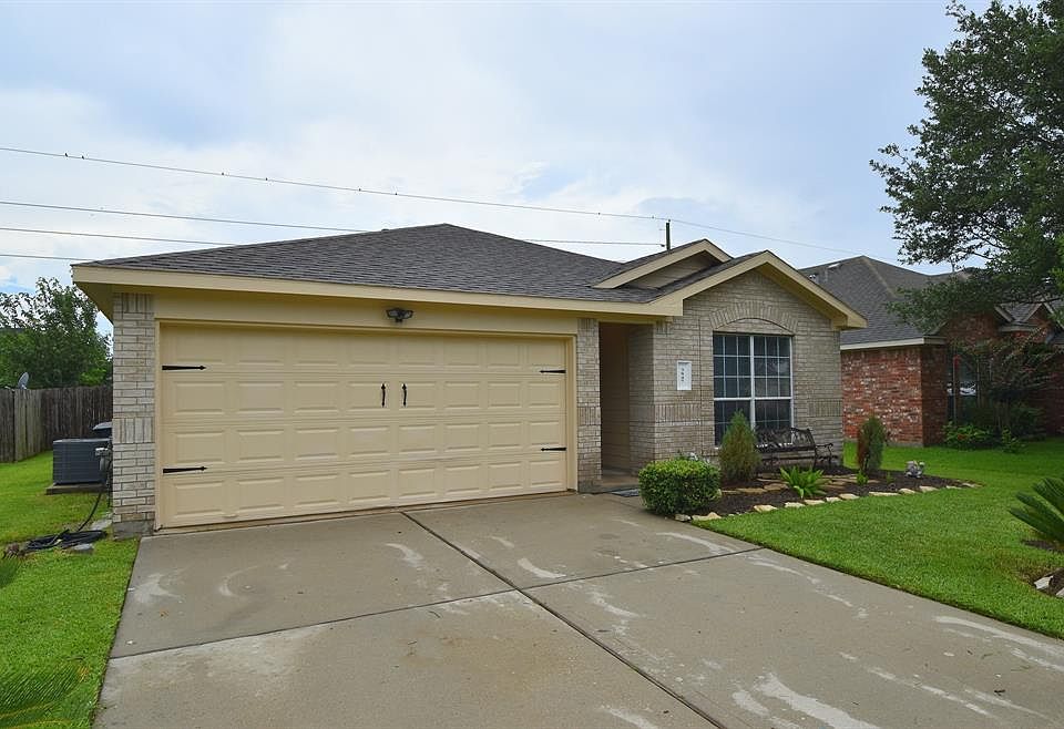 1st image of 3847 Silverhawk Dr