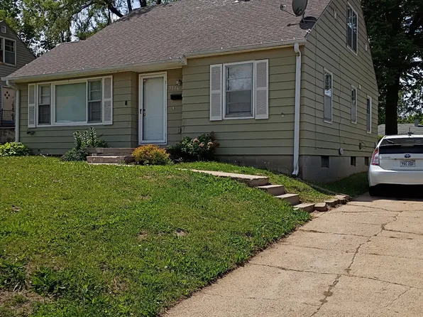 5326 N 48th St, Omaha, NE 68104