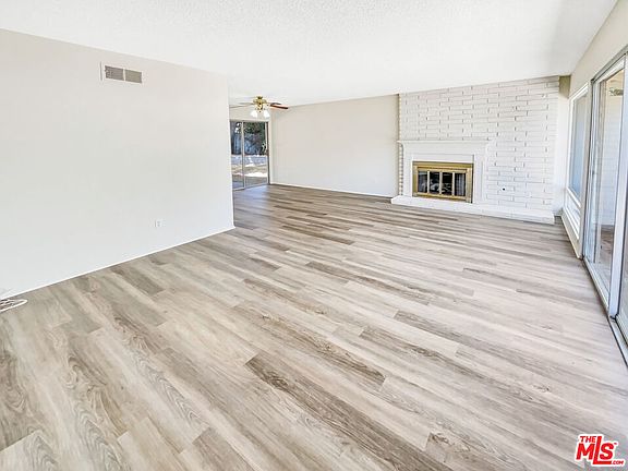 3rd image of 39 Edgar Ct