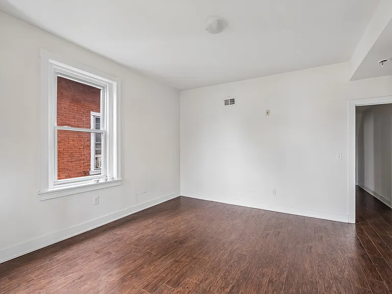 4922 Cedar Ave #2 — Photo 22