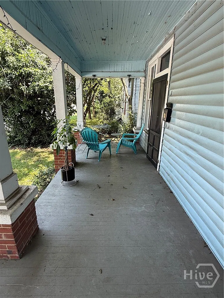 1 bed, 1.0 bath, 817 sqft, $1,250 — Photo 3