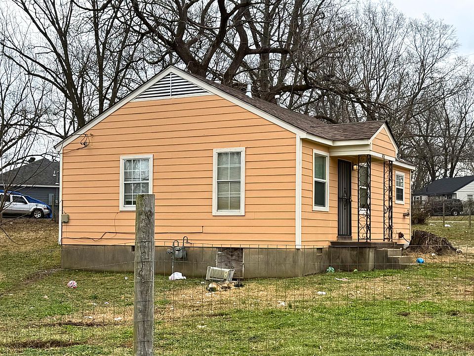 2nd image of 486 Sanford Rd