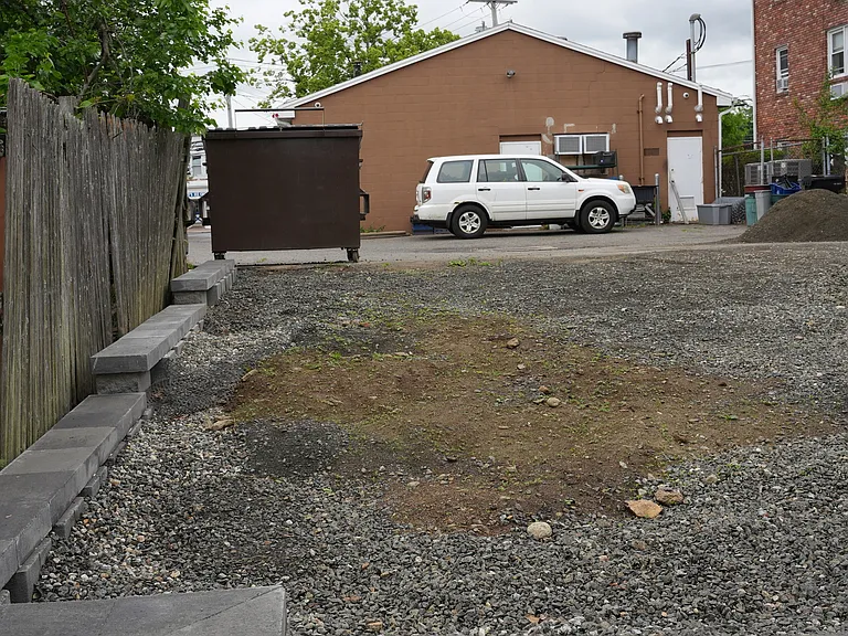 25-27 Jetland Pl #27 — Photo 14