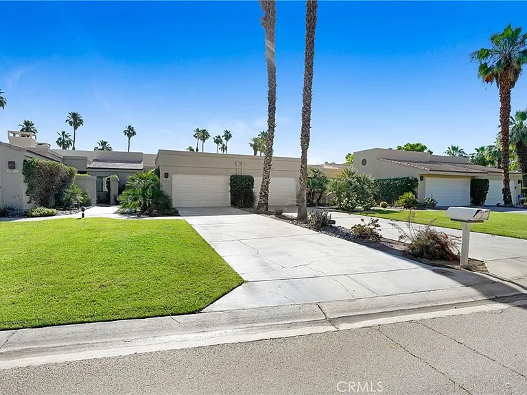 39856 Narcissus Way — Photo 2