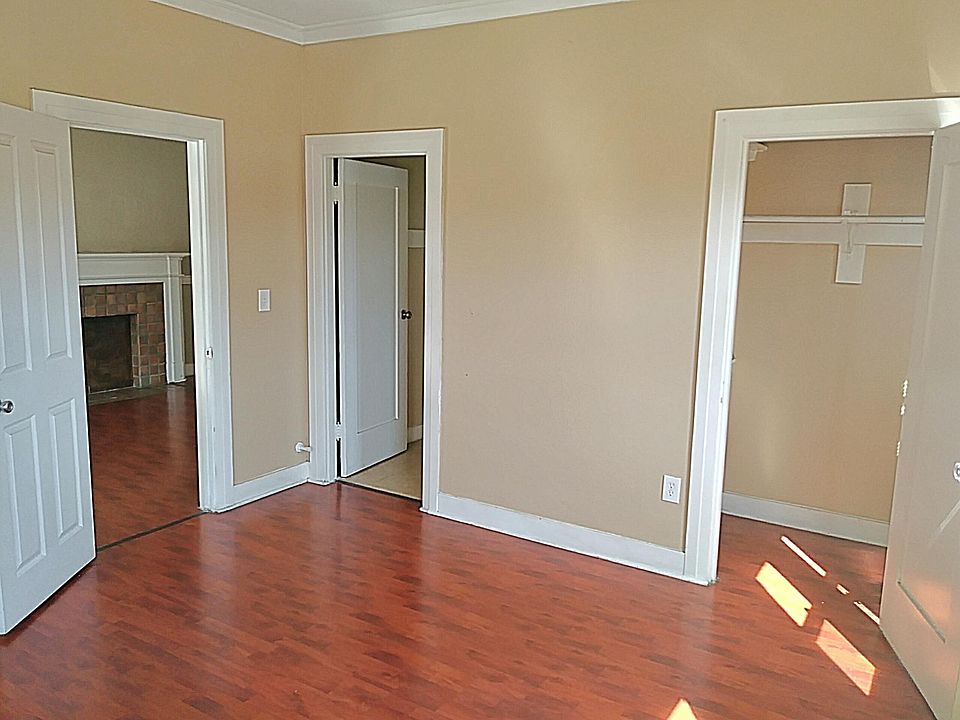 1st image of 502 N Kenmore Ave #1