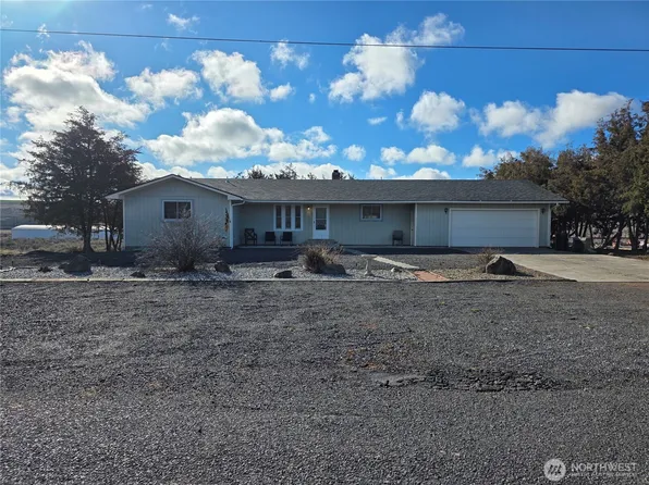 816 E 3rd Avenue, Lind, WA 99341