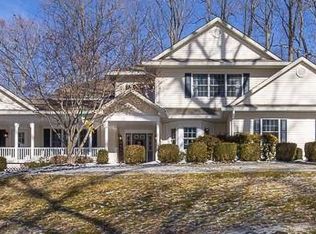 34 Meadow Ridge Rd, Warwick, NY 10990