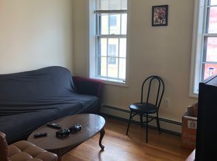 28 Phillips St APT C, Boston, MA 02114