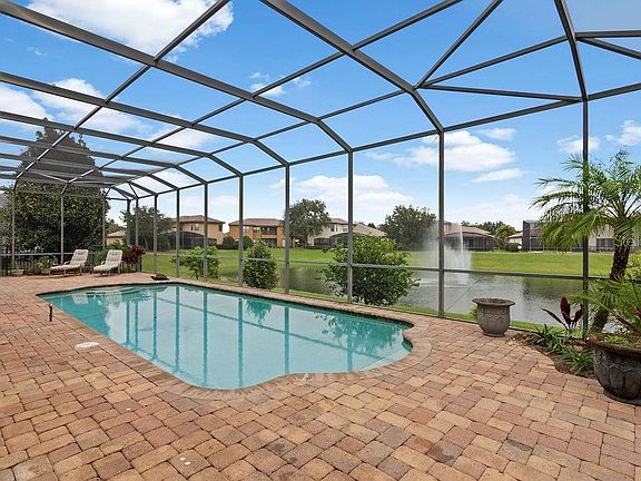 5th image of 7409 Pointe Venezia Dr