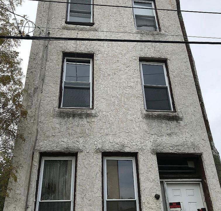 1st image of 2118 N 31st St